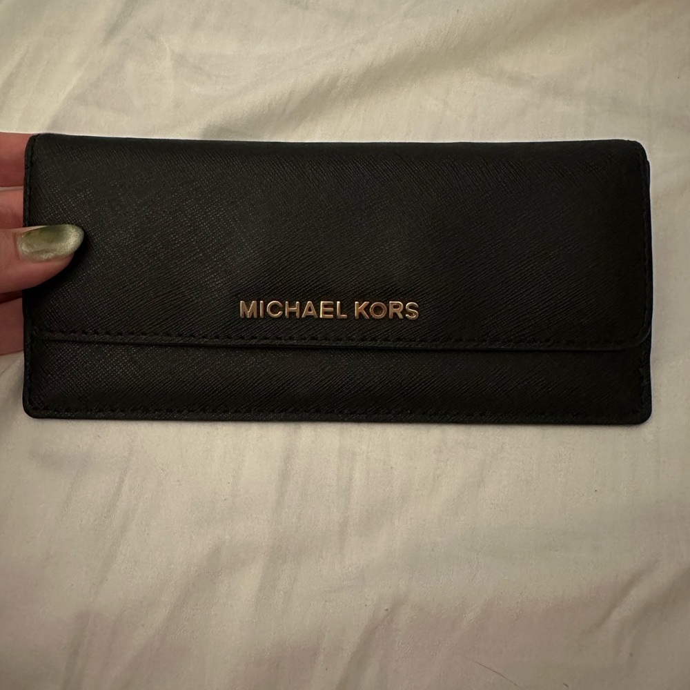Michael Kors slim wallet